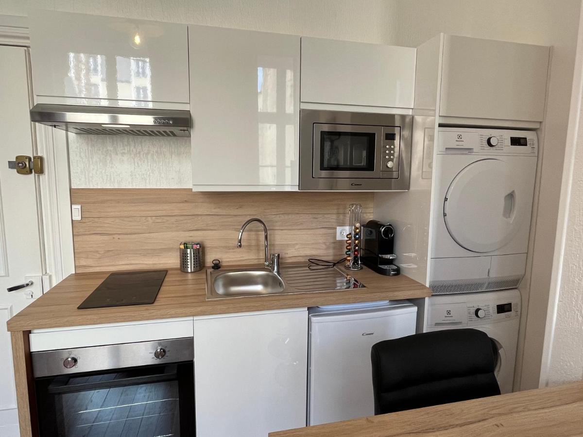 Paon, Coquet Appt Avec Parking A Caen Apartment Екстериор снимка